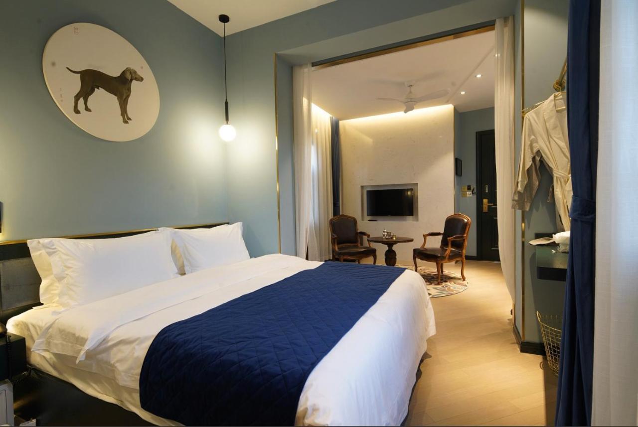 Moon And Chalice Boutique Hotel Kunming Exterior foto